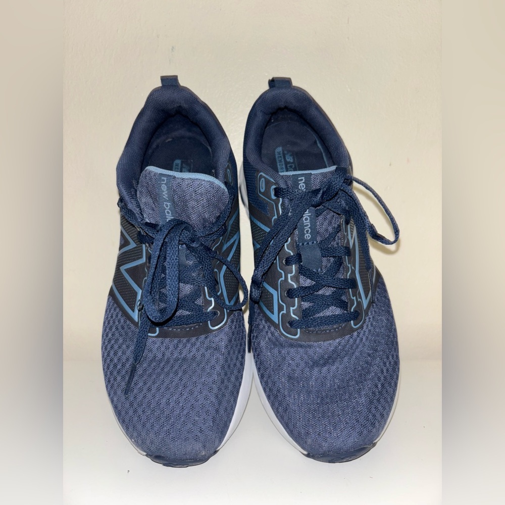 New Balance Dark Blue Athletic Shoes - Picture 2 of 8